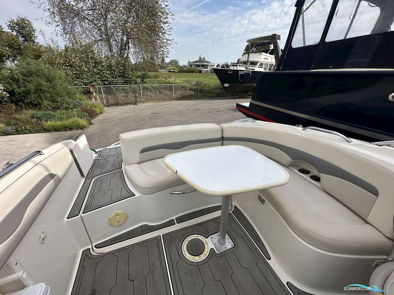 Chaparral 325 Ssi