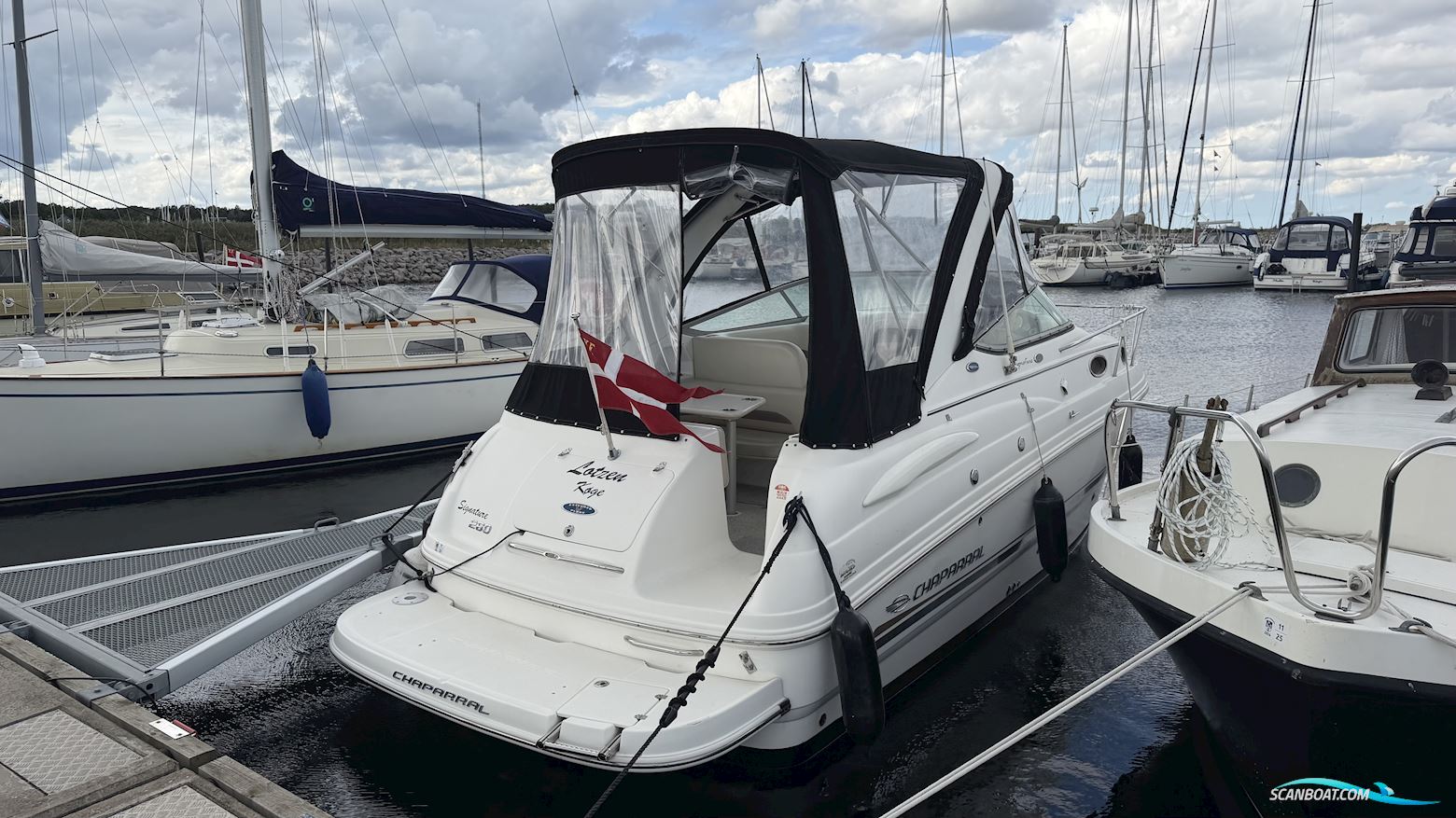 Chaparral Signature 260