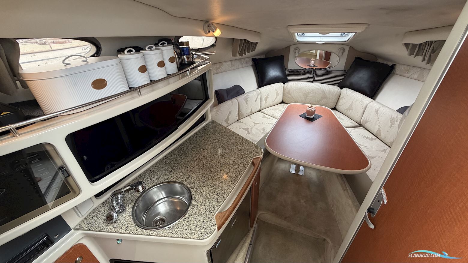Chaparral Signature 260