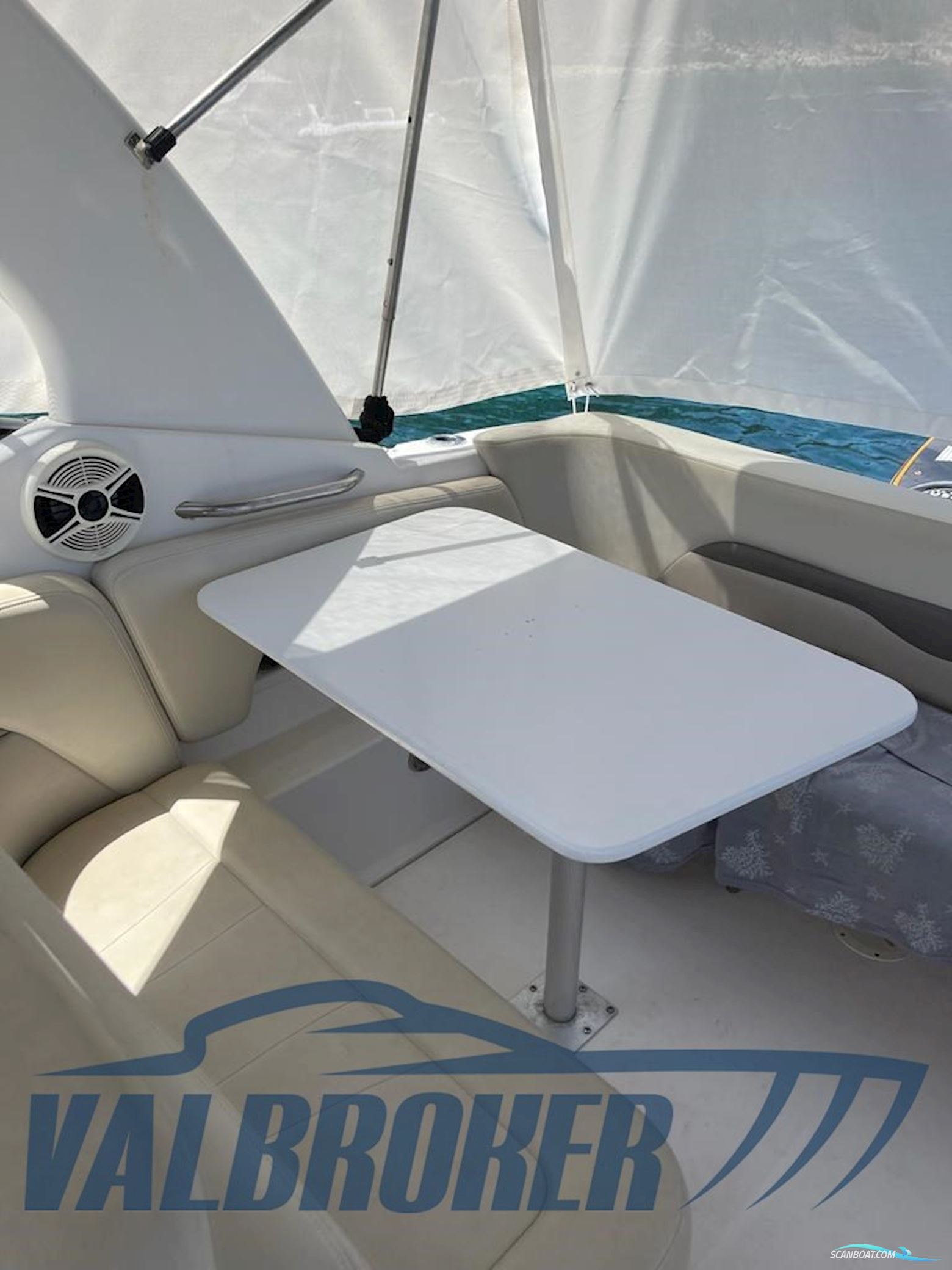 Chaparral Signature 280