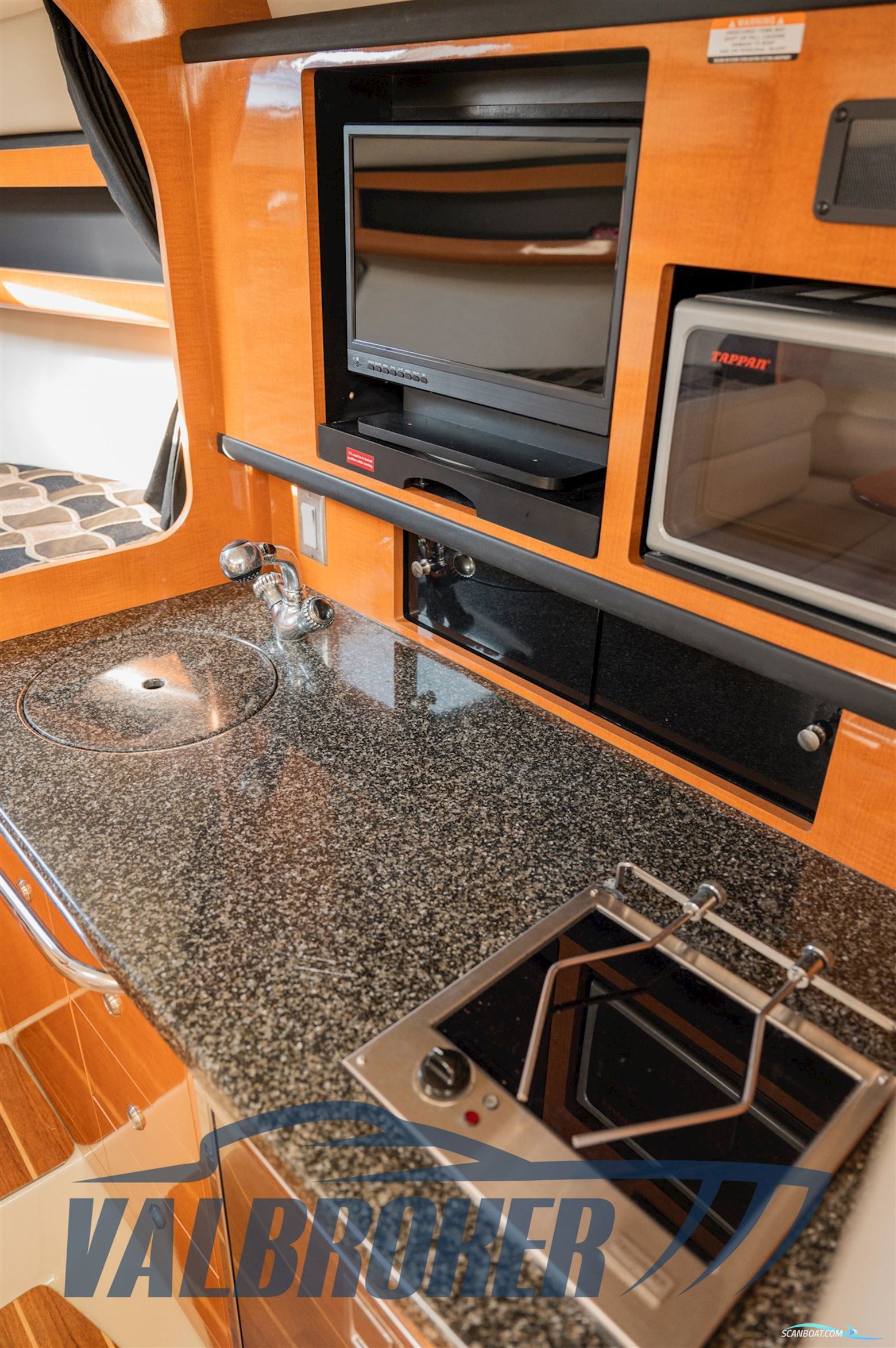 Chaparral Signature 280