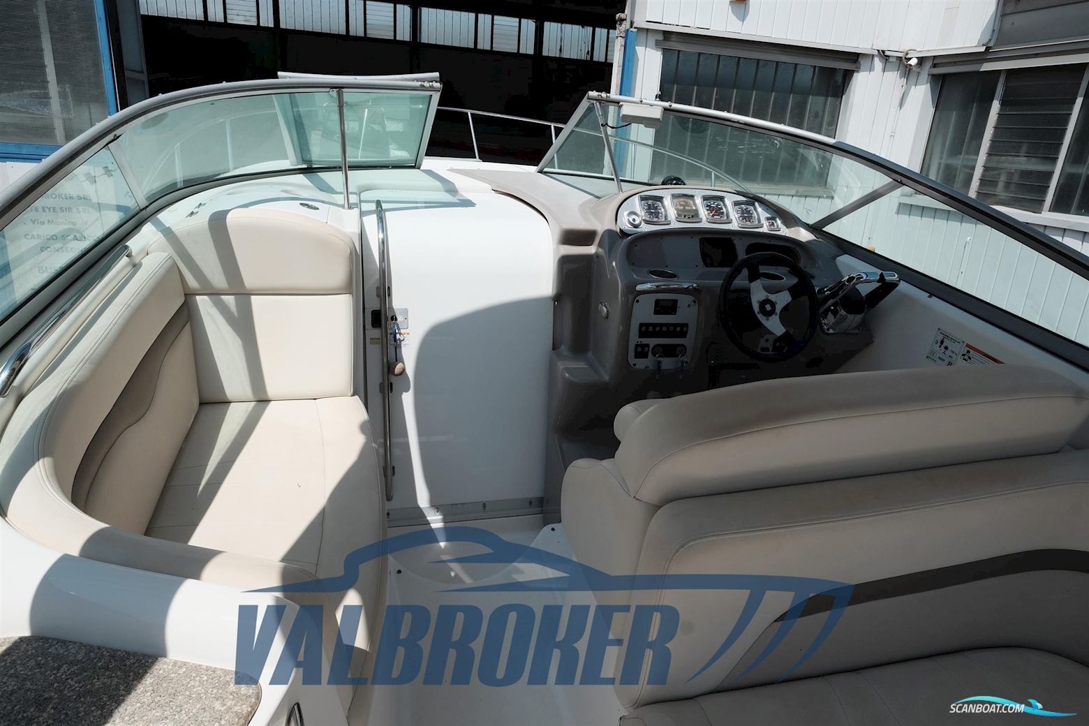 Chaparral Signature 280