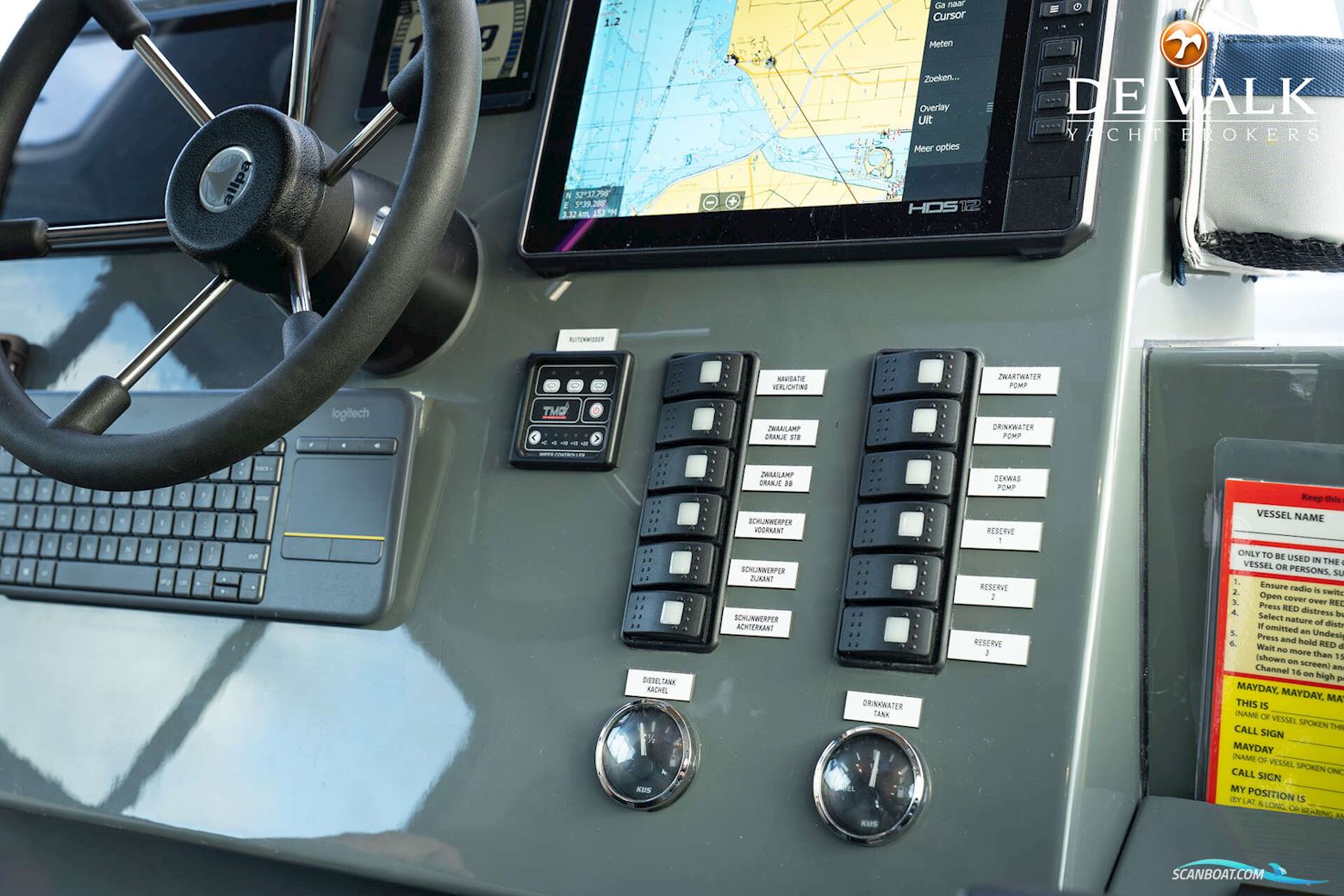 Cheetah catamaran 10.20