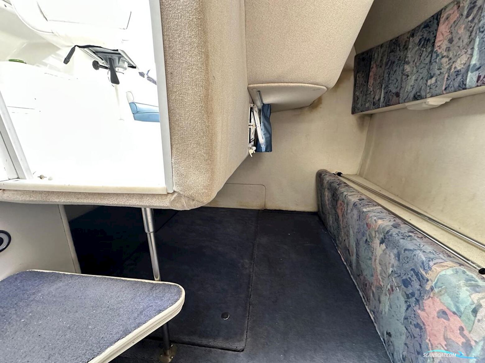 Chris Craft 262 Crowne