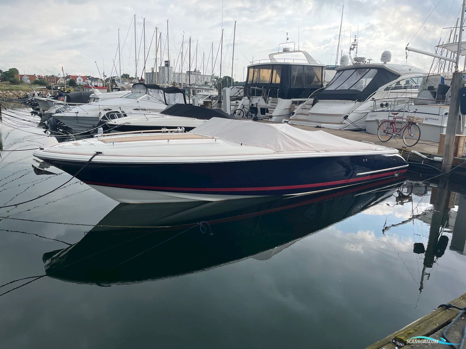Chris Craft 28 Corsair Heritage (2007) Motorboot 2009, mit Volvo Penta 5.7 300 V8 2 x 320 Hk motor, Dänemark