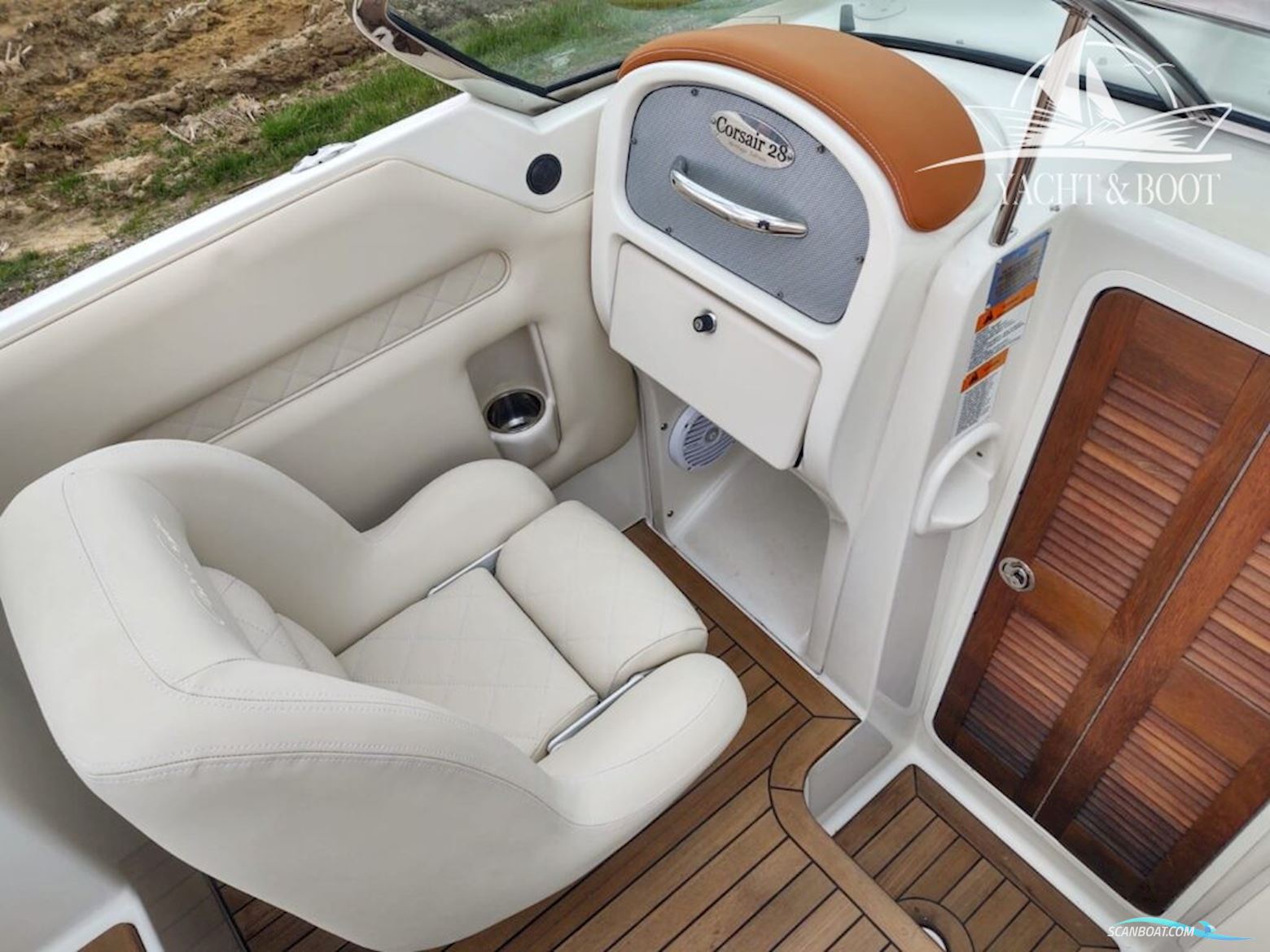 CHRIS CRAFT 28 Corsair Heritage Edition