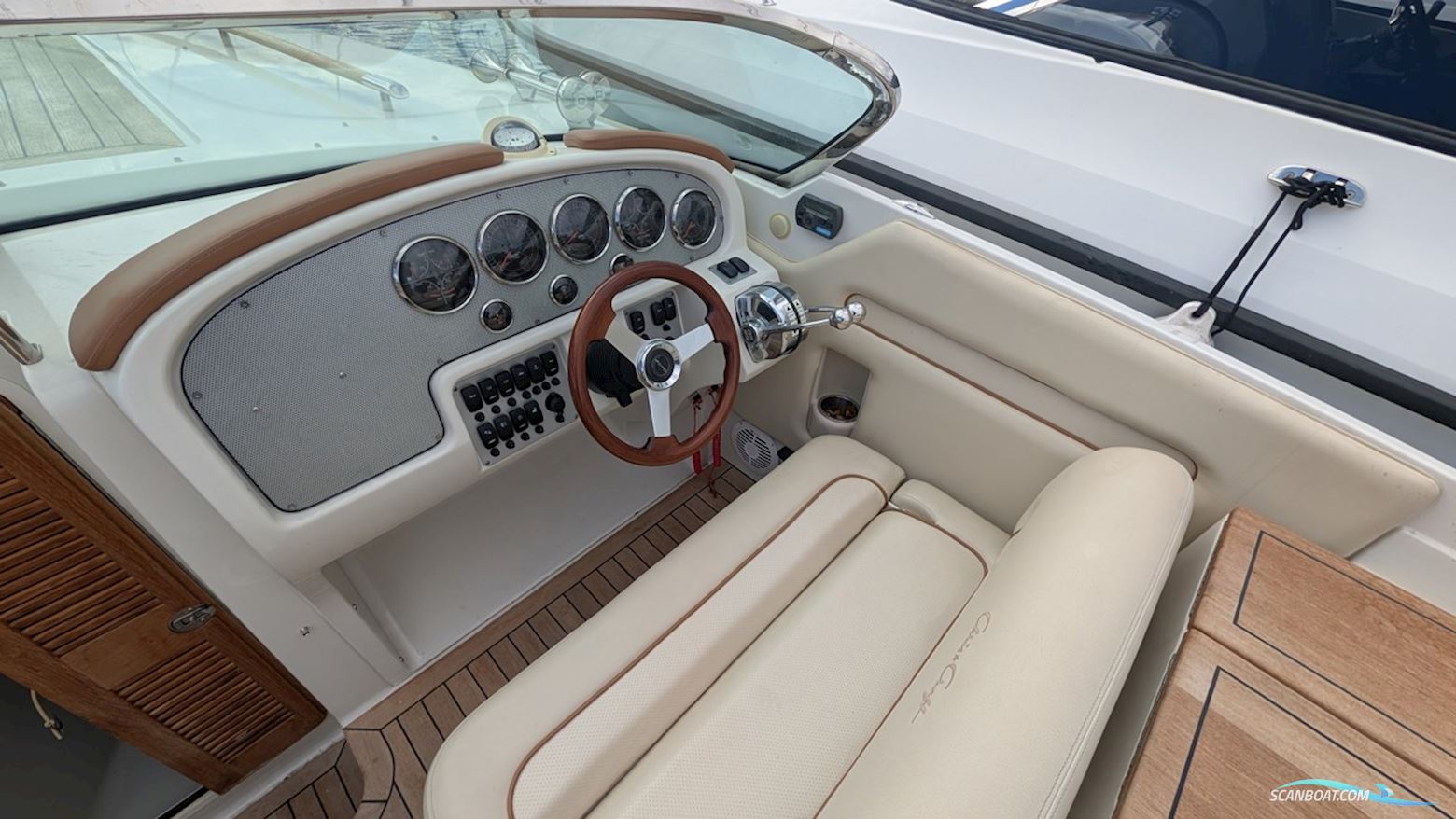CHRIS CRAFT 28 CORSAIR