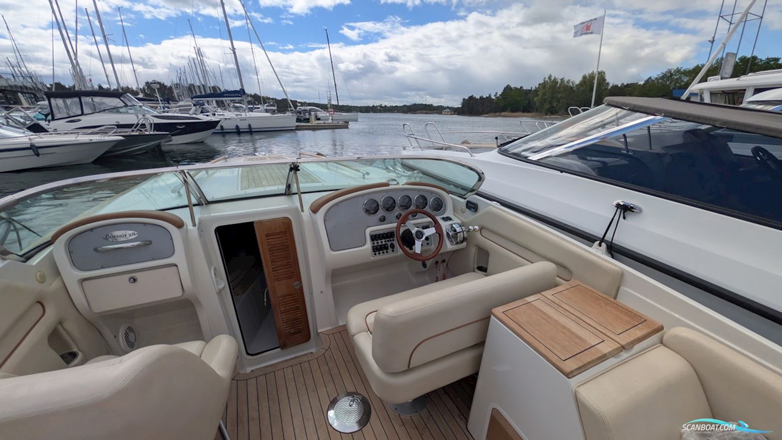 CHRIS CRAFT 28 CORSAIR
