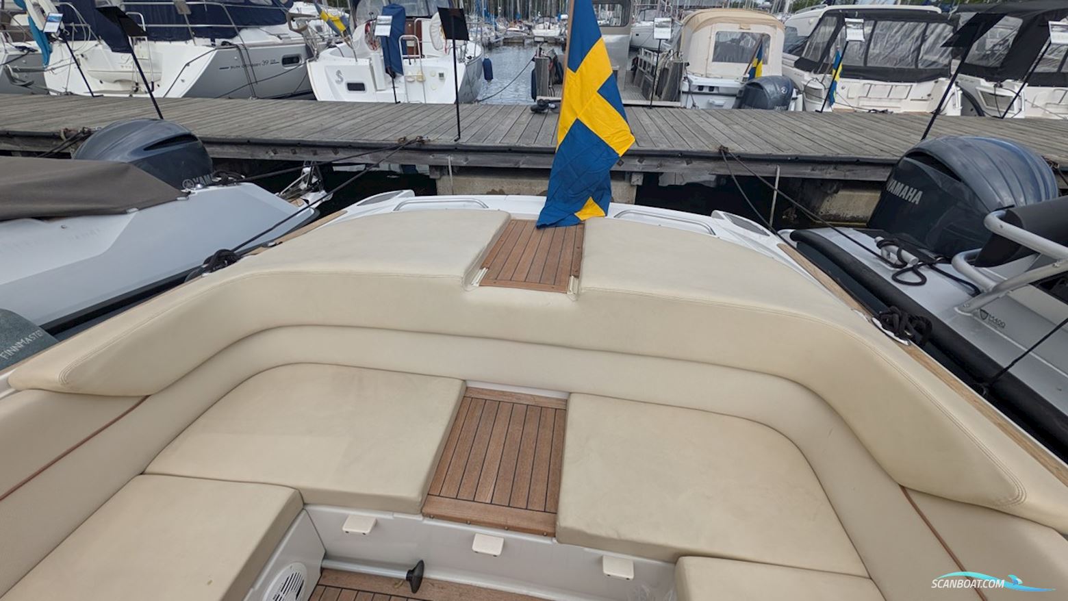 CHRIS CRAFT 28 CORSAIR