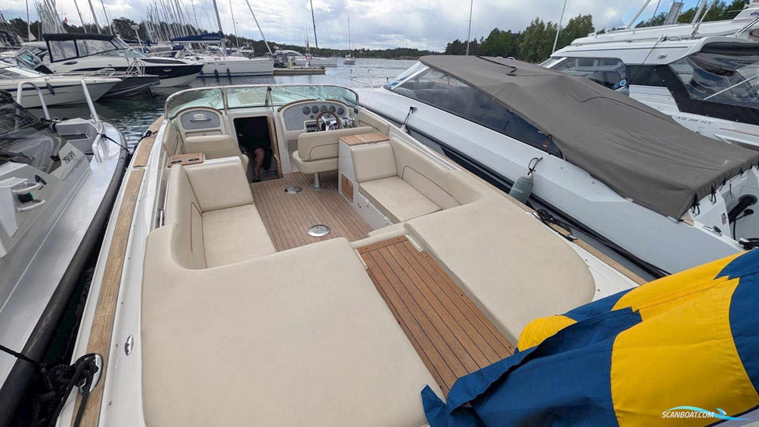 CHRIS CRAFT 28 CORSAIR