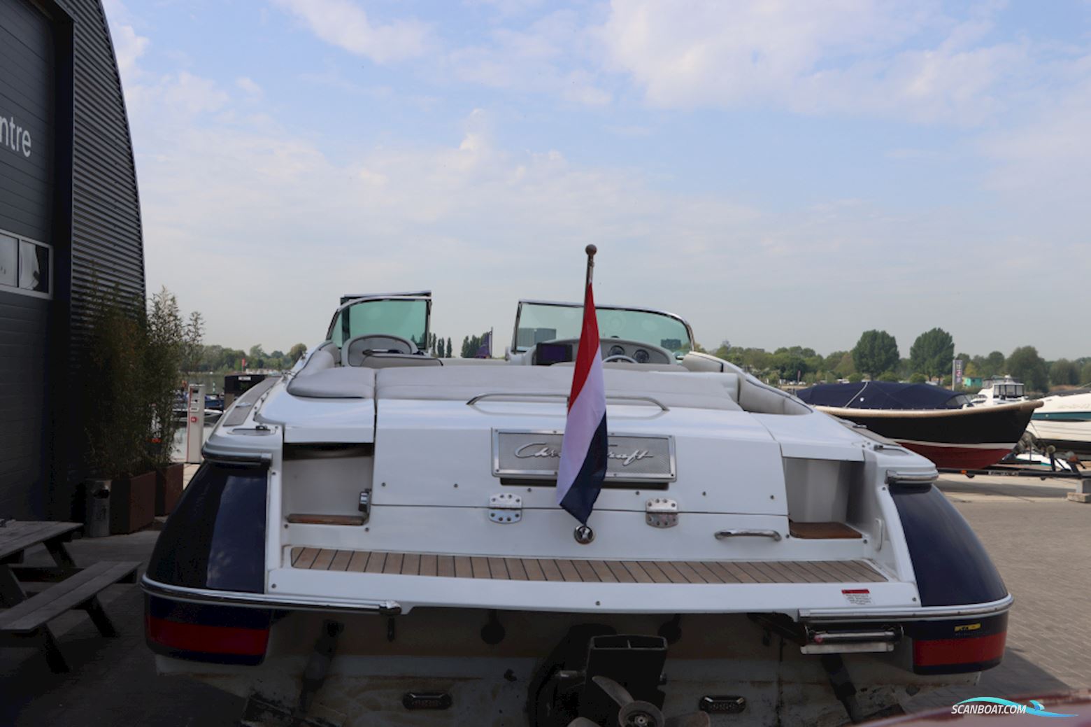 Chris Craft 28 Launch
