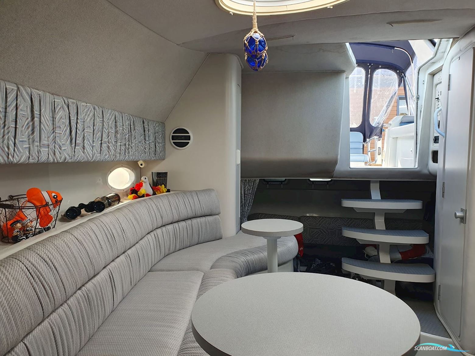 Chris Craft 302 Crowne