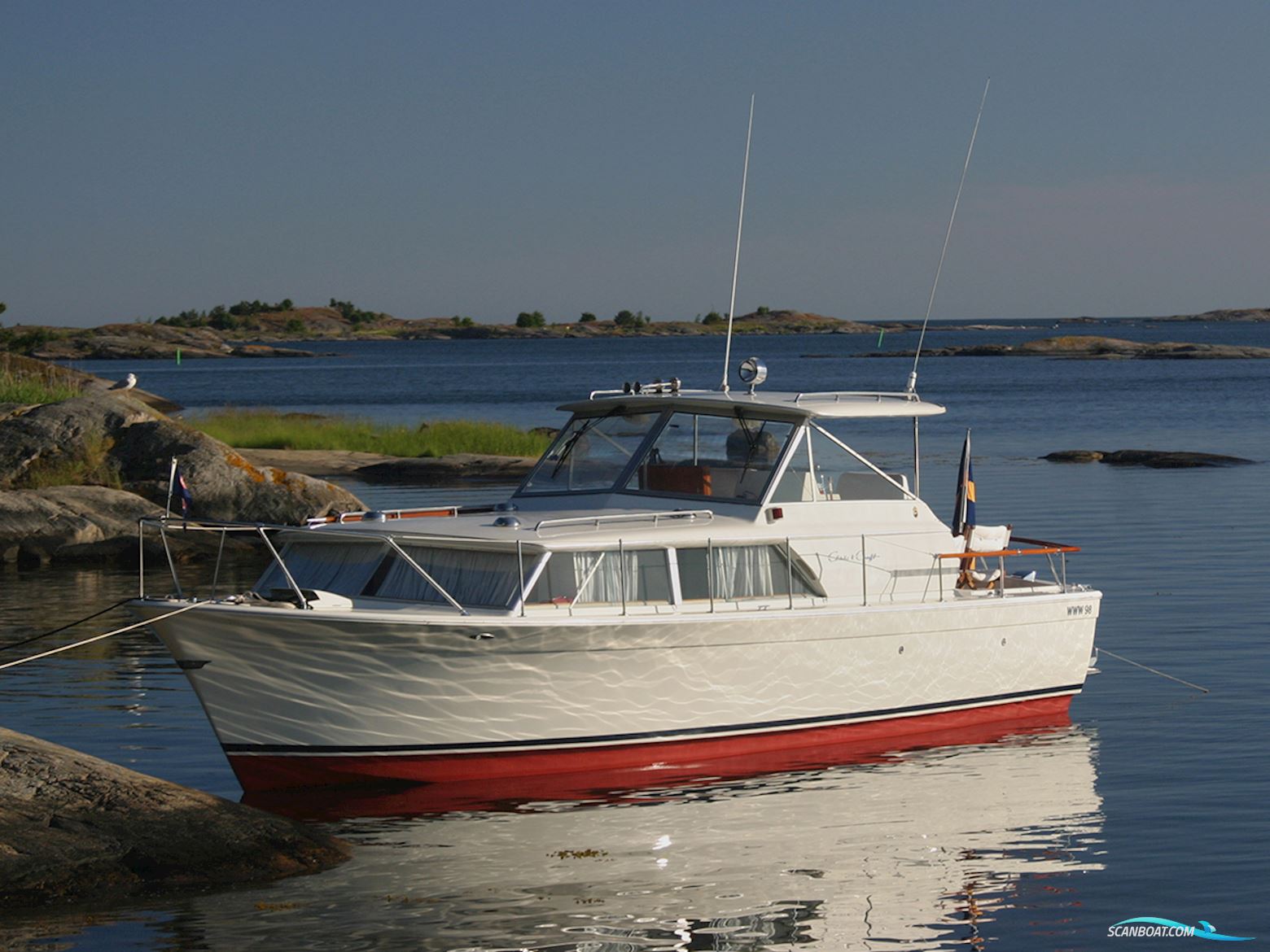 Chris-Craft 31 Commander