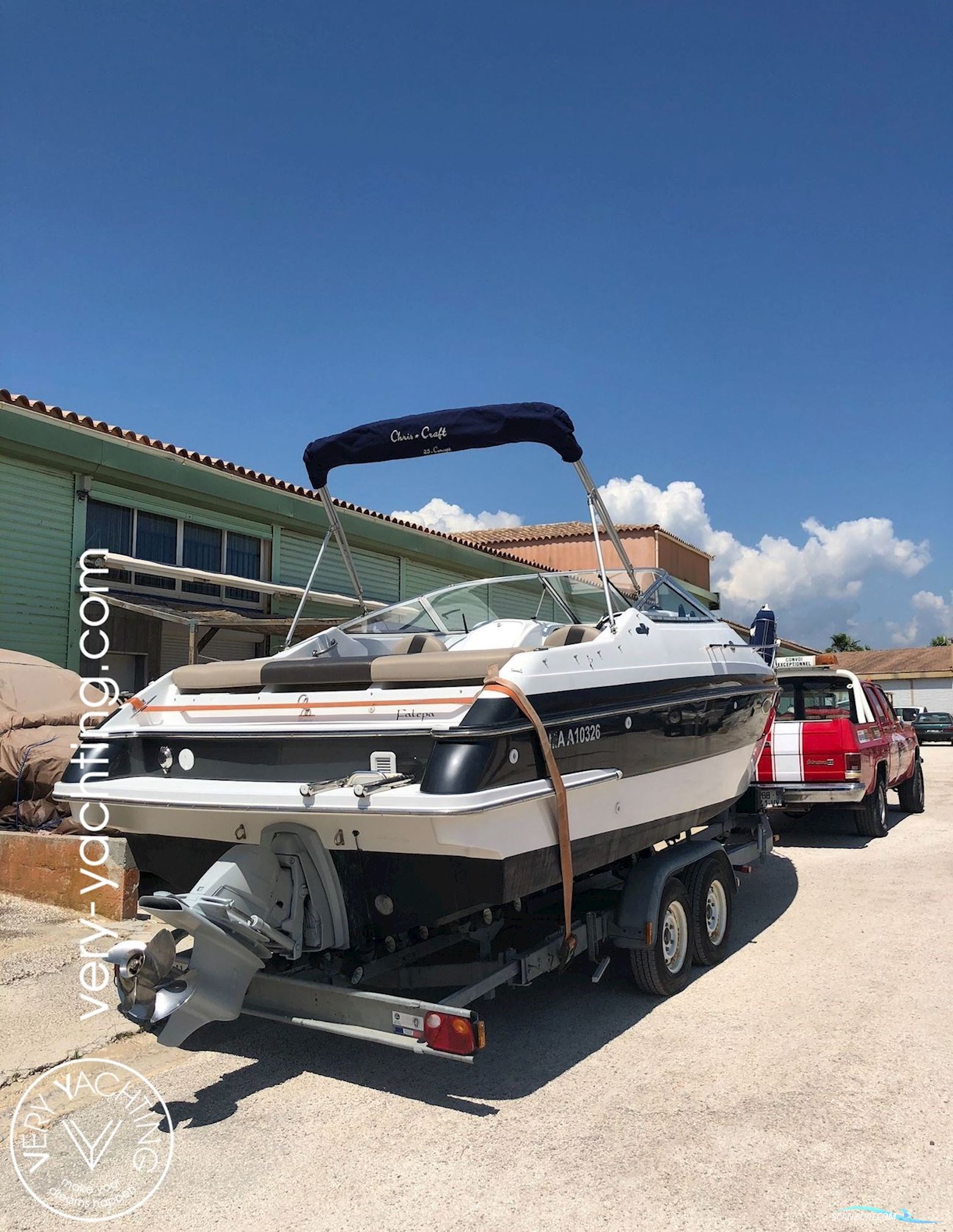 CHRIS CRAFT CONCEPT 25