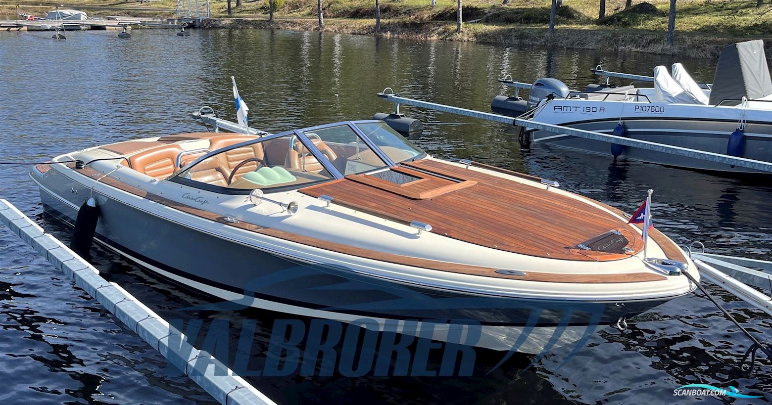Chris Craft Corsair 22 Motorboot 2011, mit Volvo Penta 5.7Gxi motor, Finland
