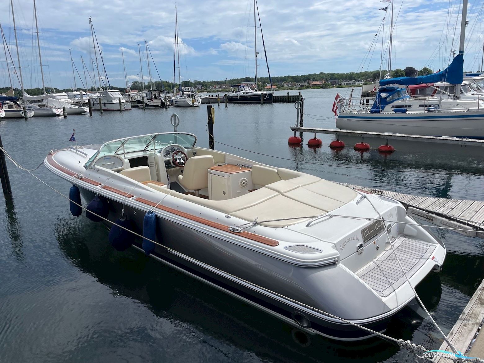 Chris Craft Corsair 25