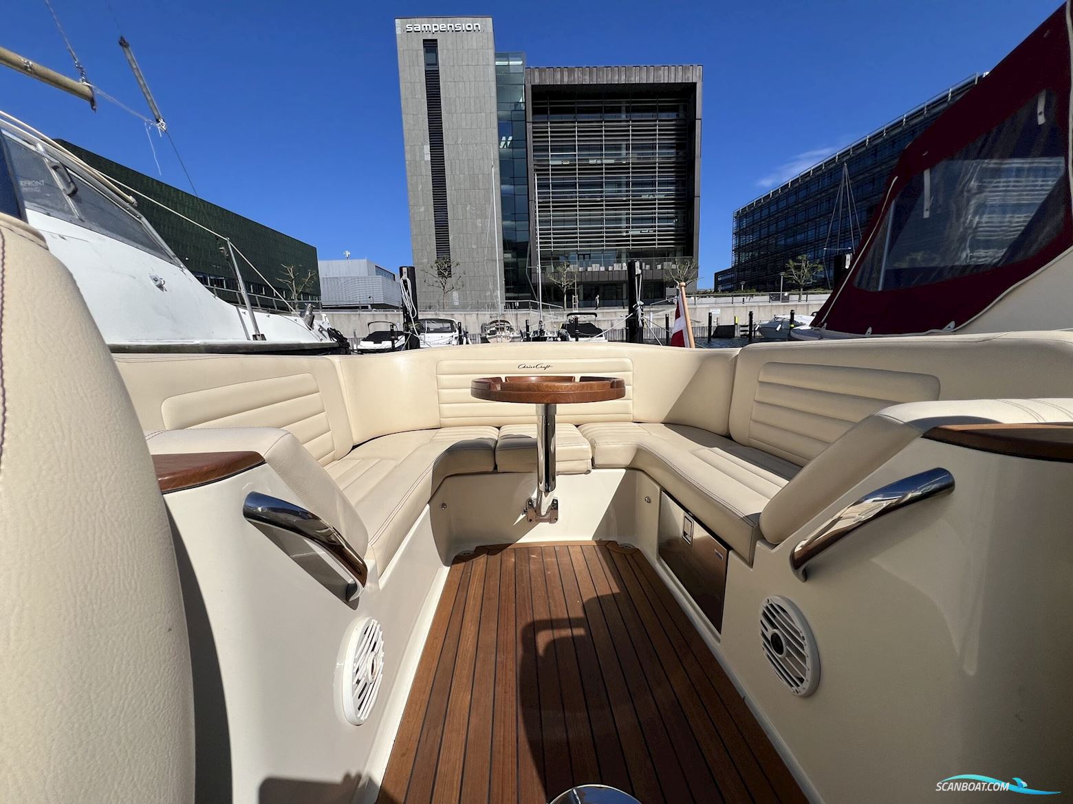 Chris Craft Corsair 25