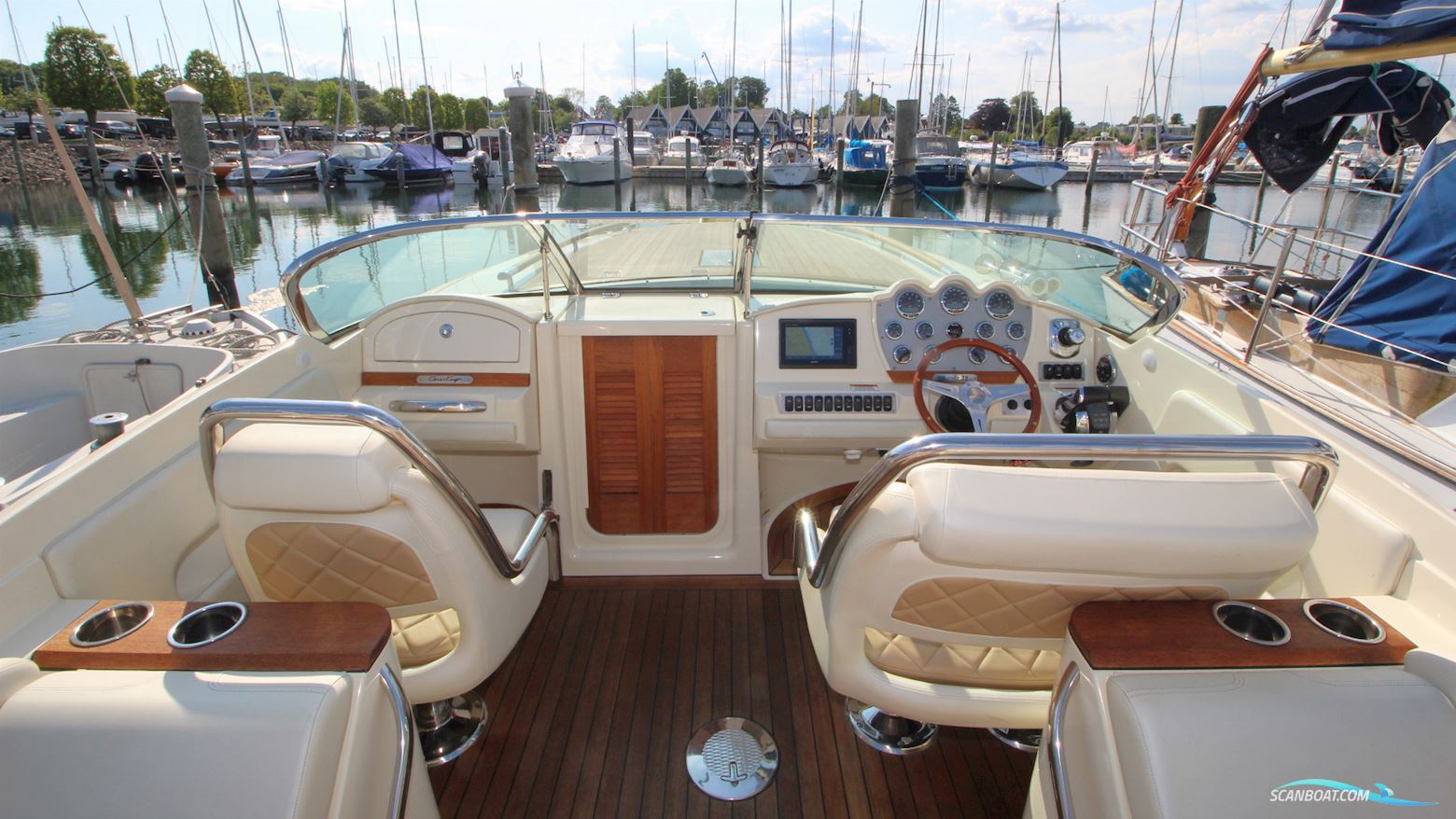 Chris Craft Corsair 28 