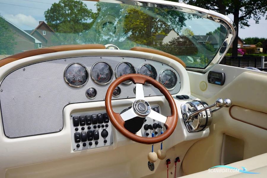 Chris Craft Corsair 28 Heritage Edition