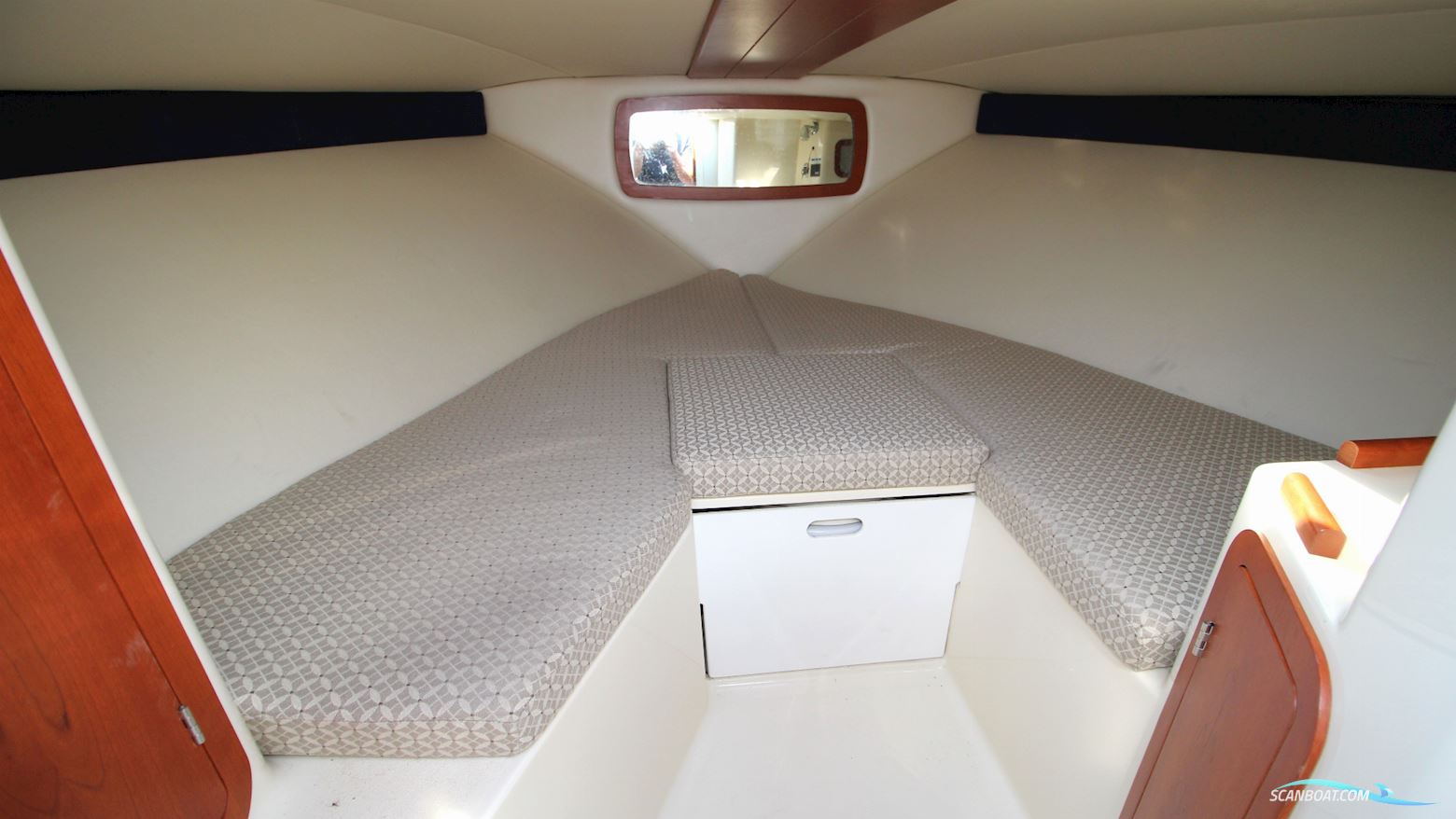 Chris Craft Corsair 28