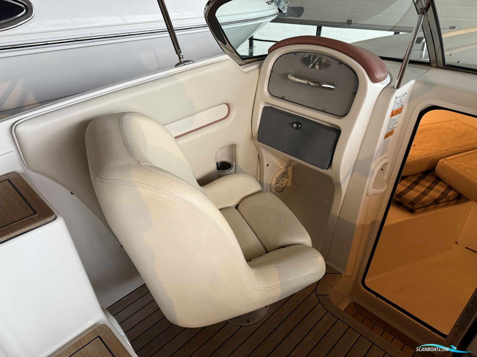 CHRIS CRAFT Corsair 28