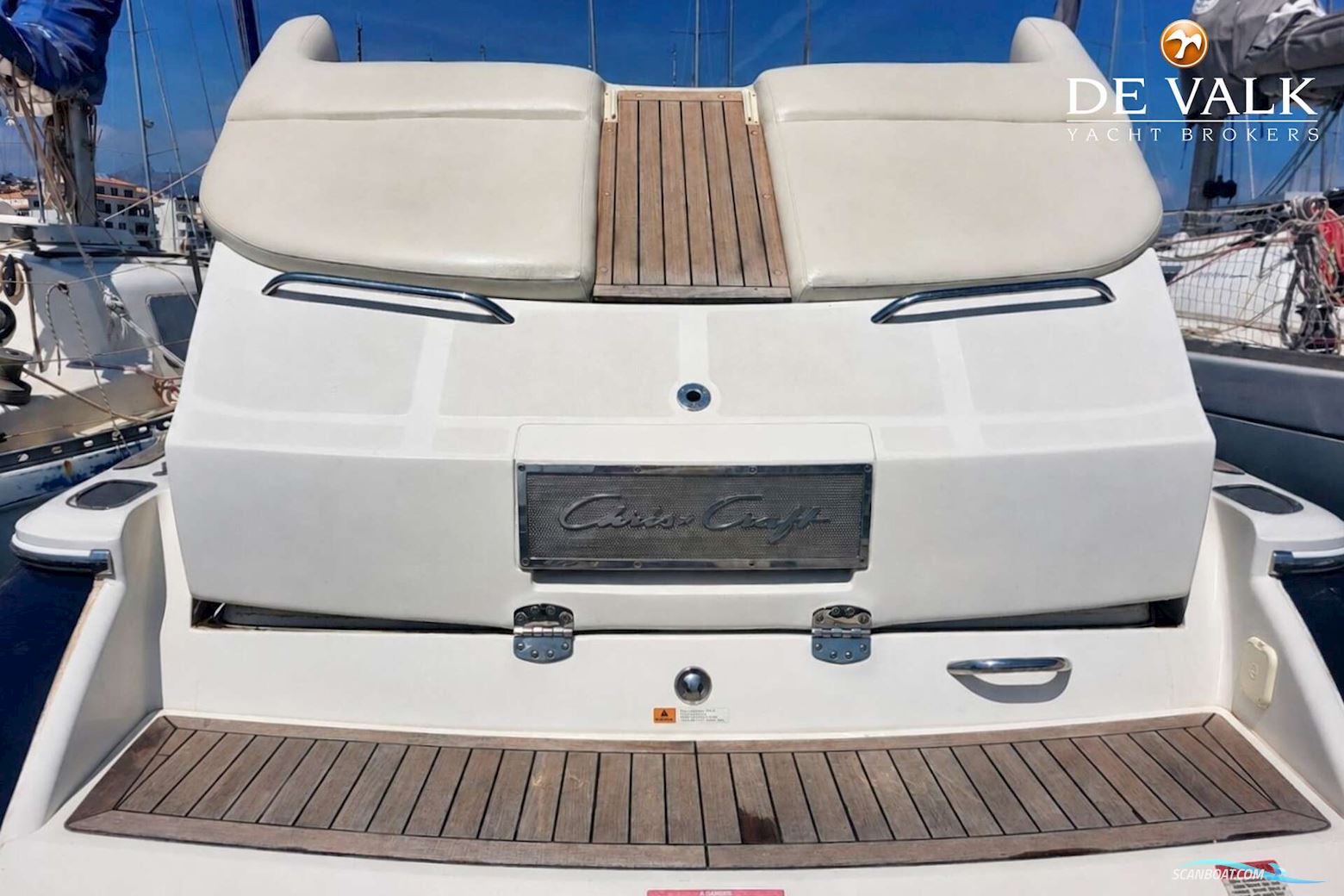 Chris-Craft Corsair 28