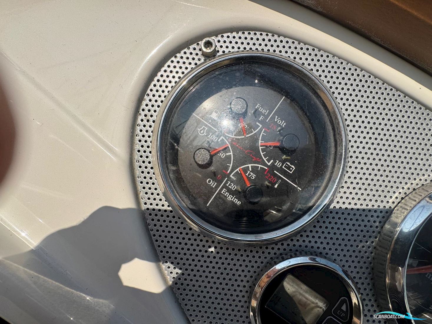 Chris Craft Launch 25