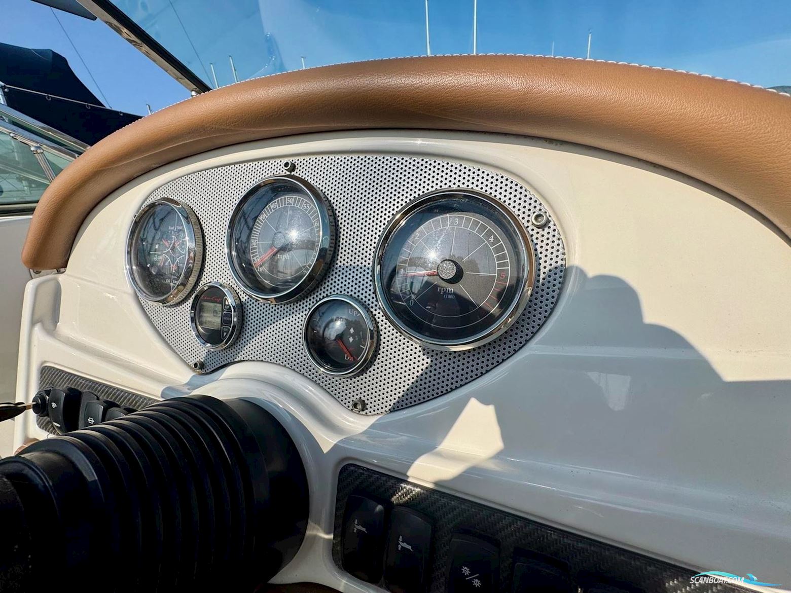 Chris Craft Launch 25