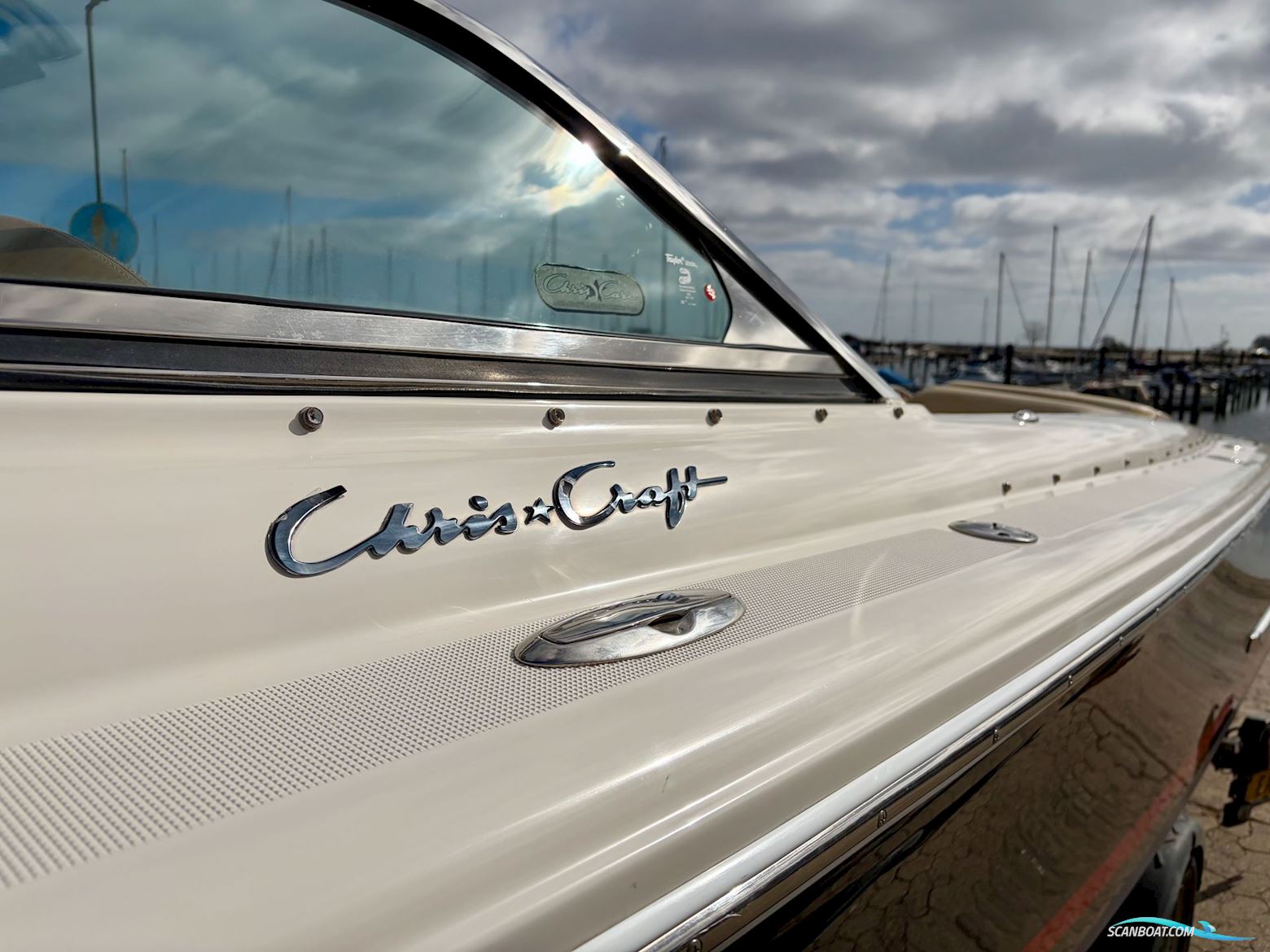 Chris Craft Launch 25