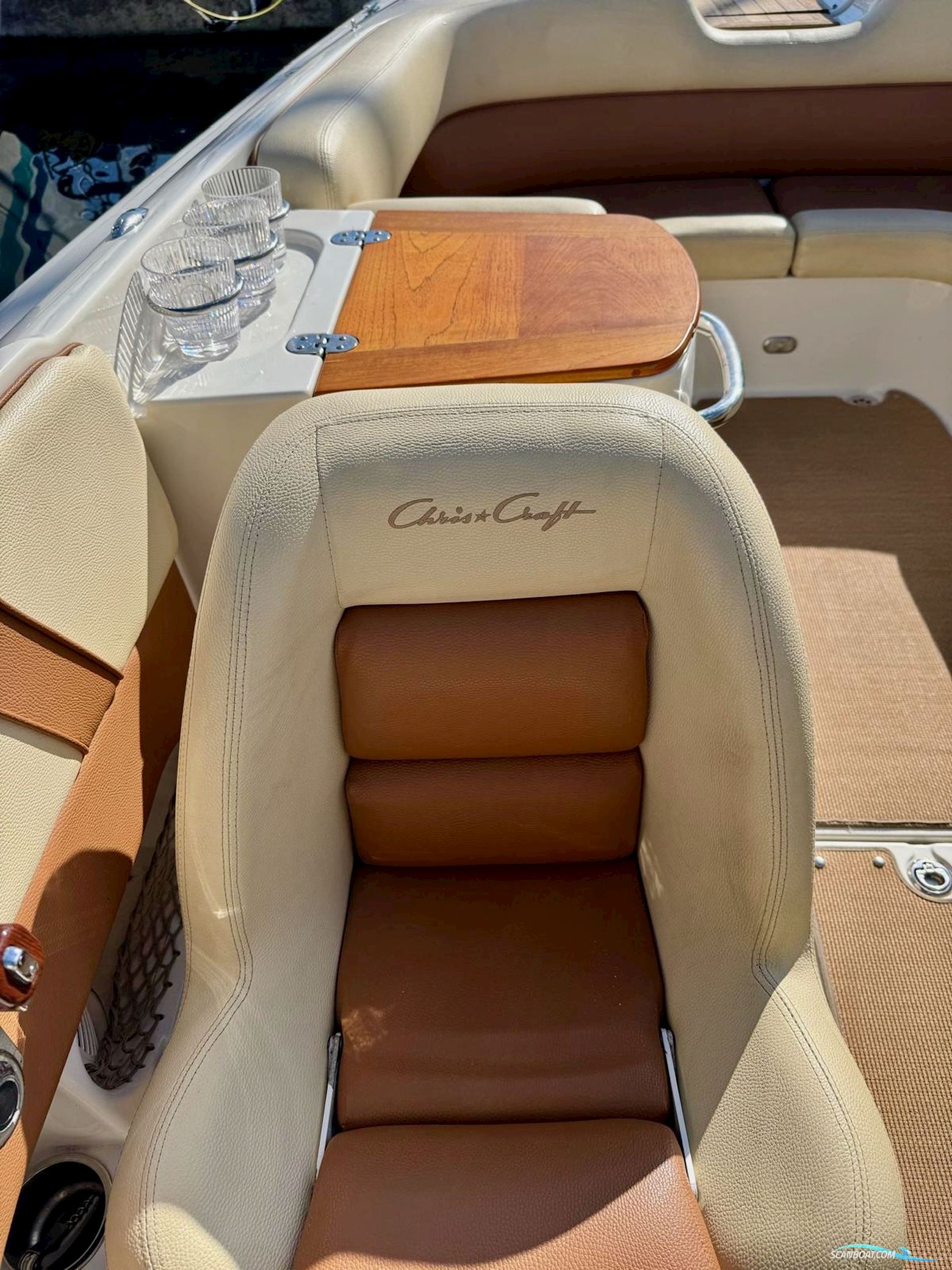 Chris Craft Launch 25