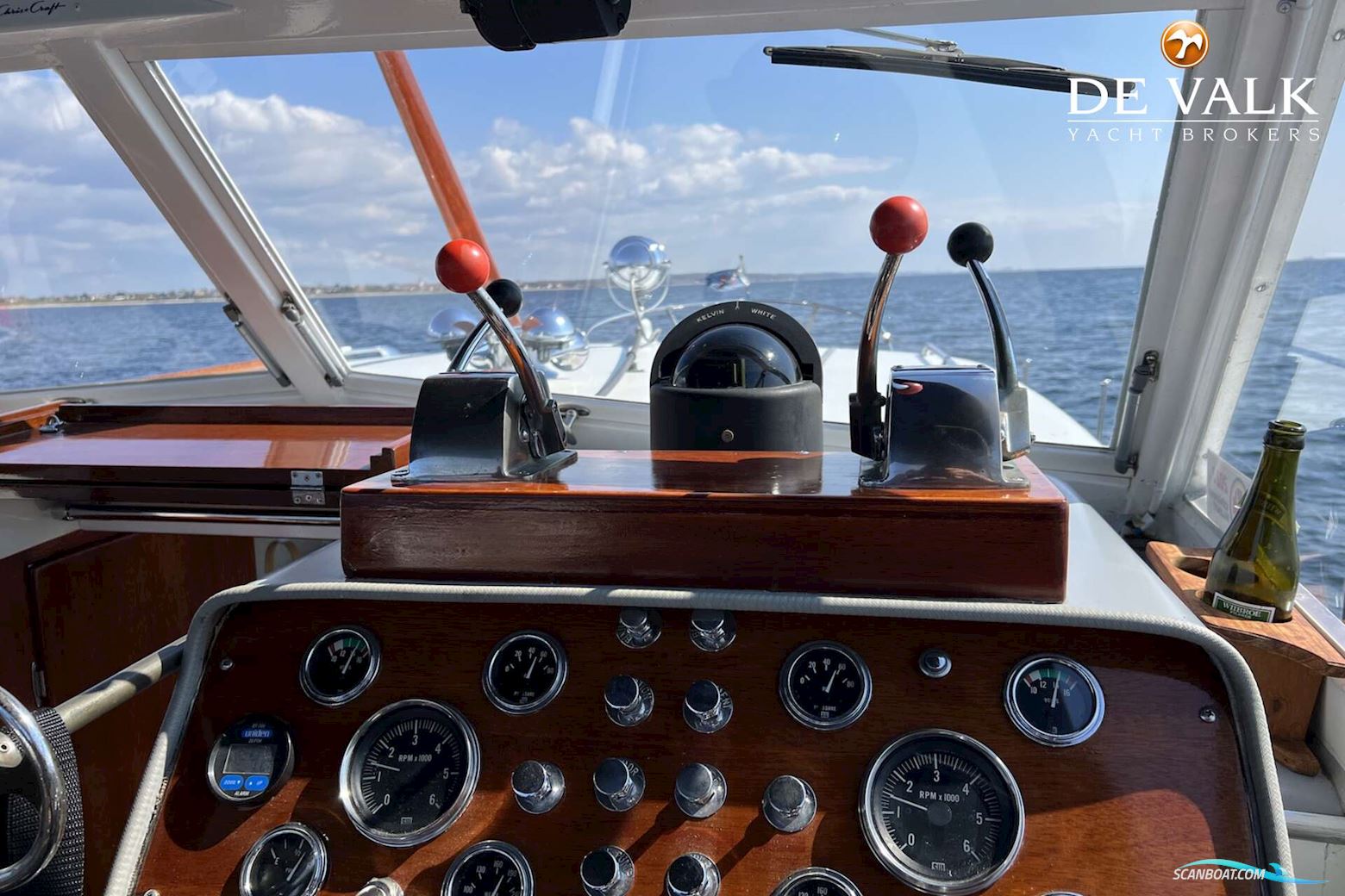 Chris-Craft Roamer Express Deluxe