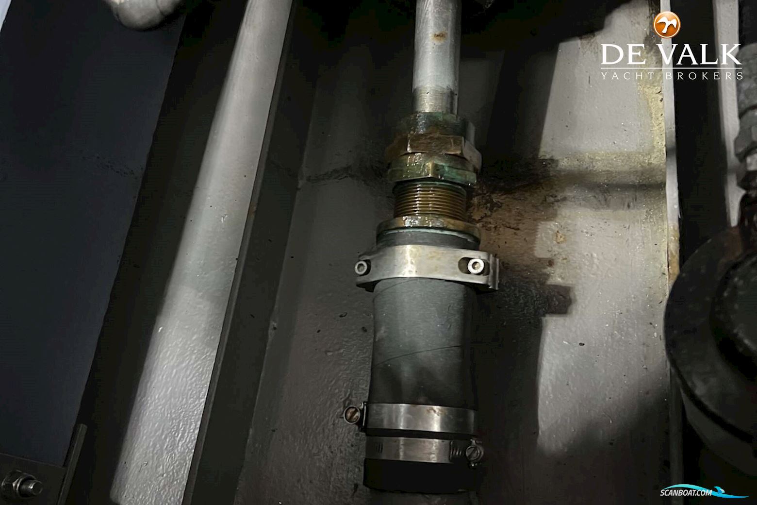 Chris-Craft Roamer Express Deluxe