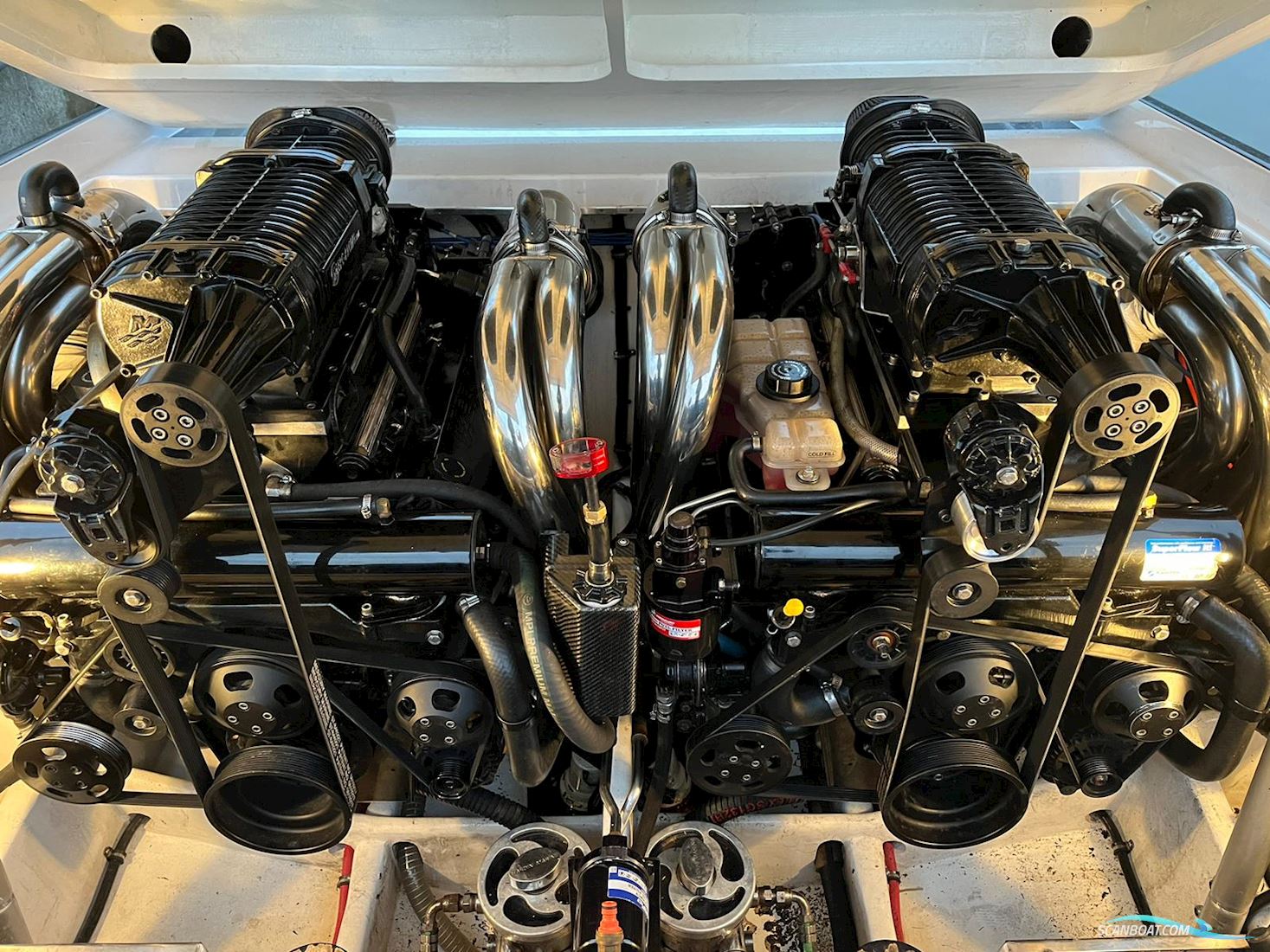 Cigarette 38 Top Gun