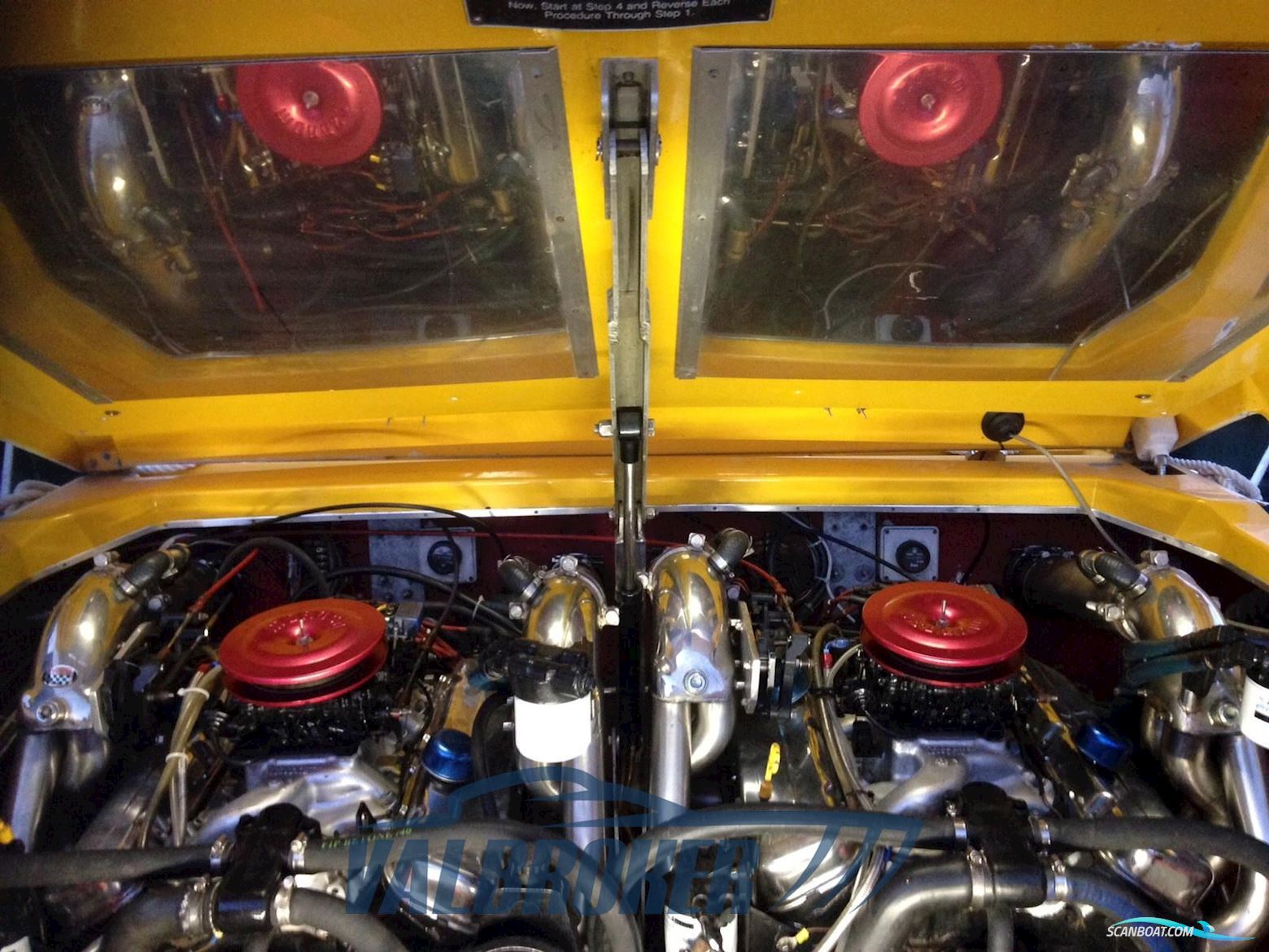 Cigarette R.T. 35' Cafe' Racer