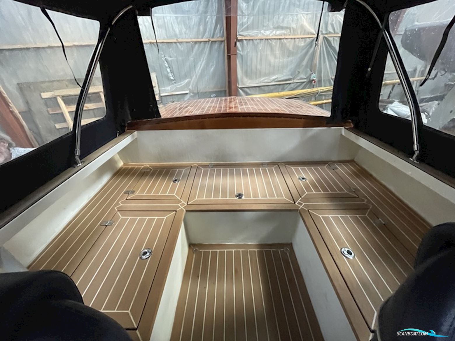 Classic Elegant Speedboat