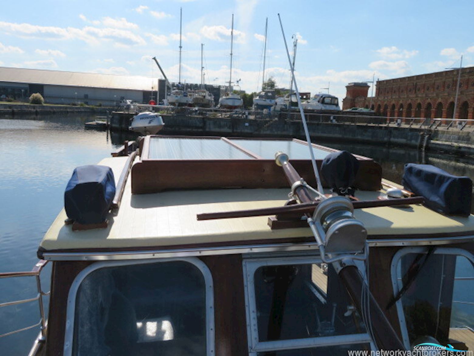 Classic Wooden Launch