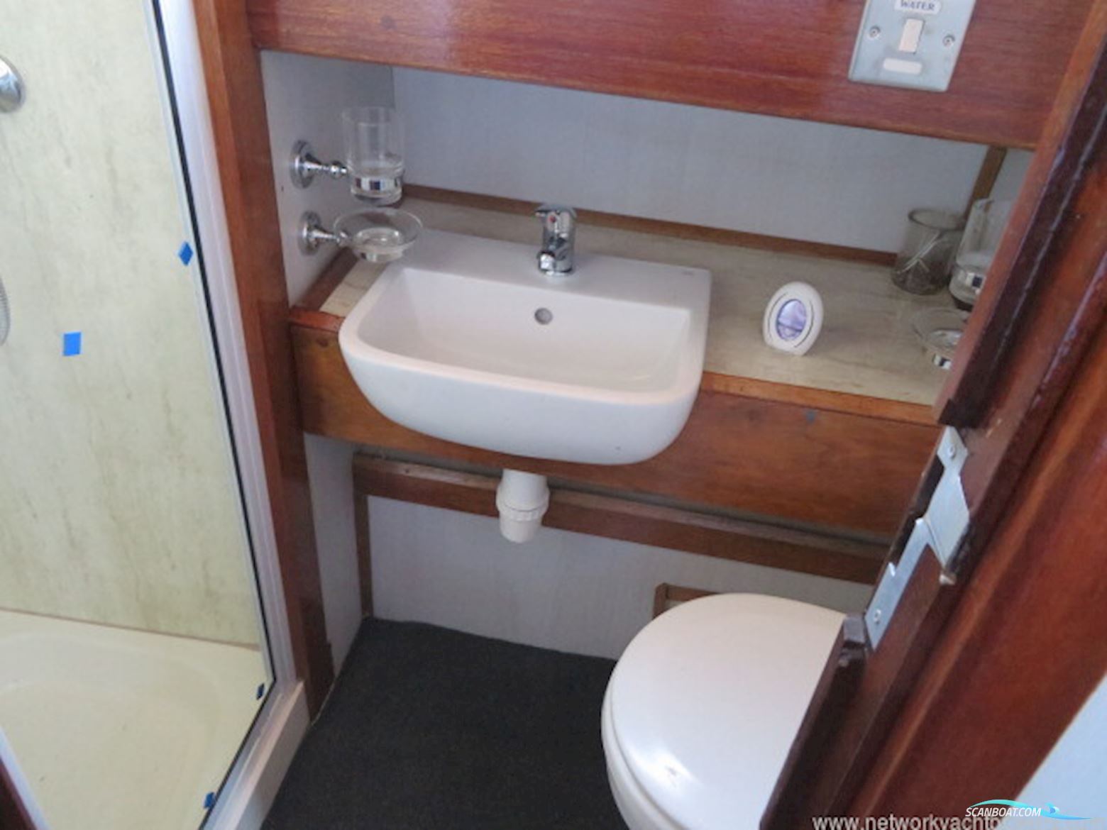 Classic Wooden Launch