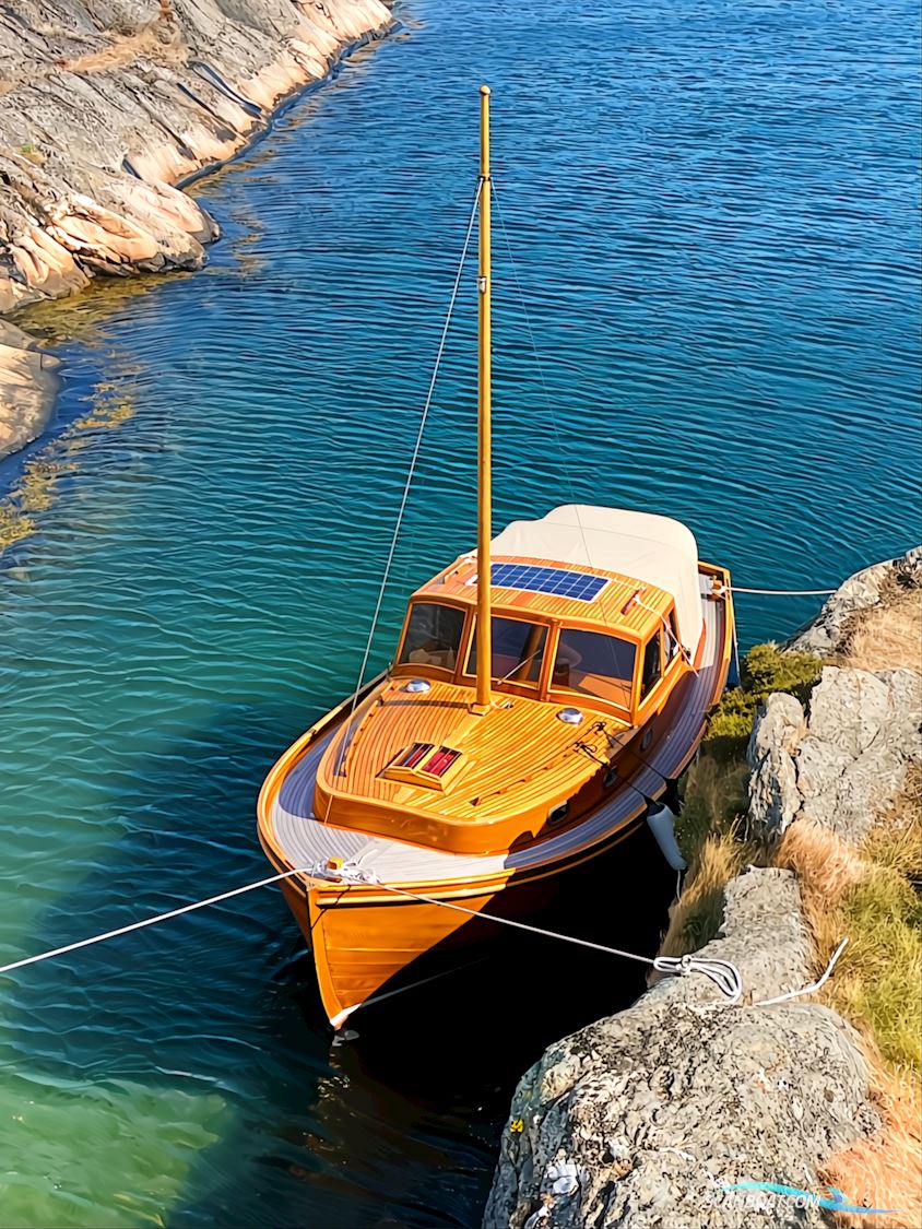 Classic Wooden Motor Yacht