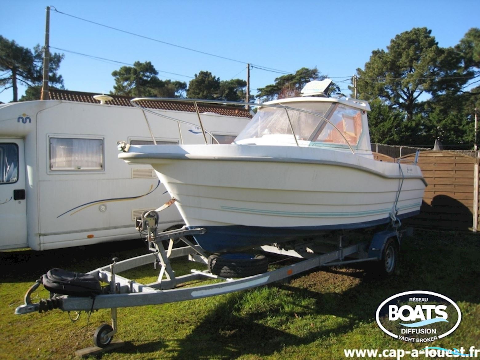 Clear Liner 595 Motorboot 1995, mit Mercury motor, Frankreich