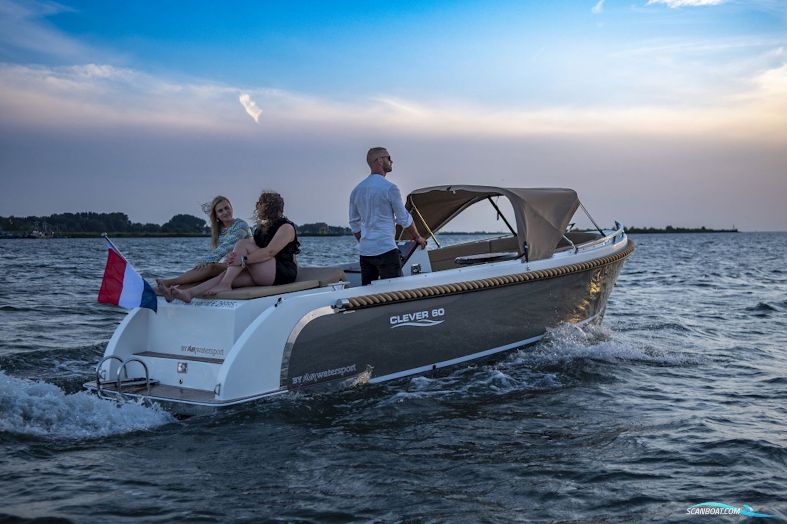 Clever 60 Motorboot 2024, Niederlande