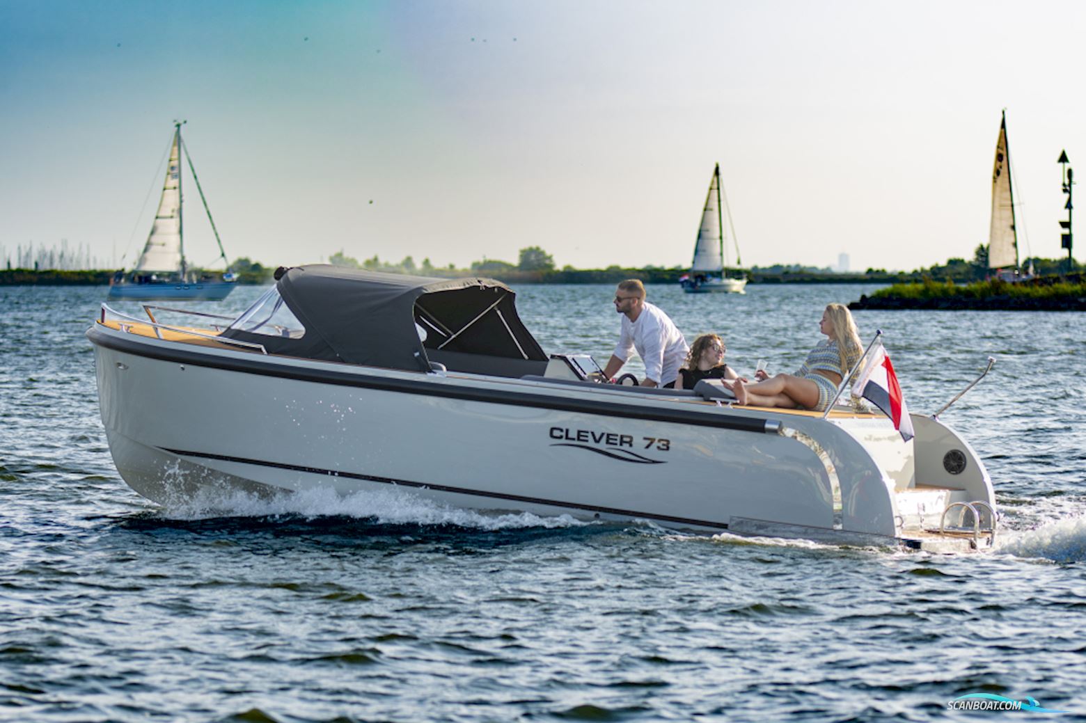 Clever Boats 73 Tender Boot Düsseldorf Deal! Motorboot 2025, mit Suzuki motor, Niederlande