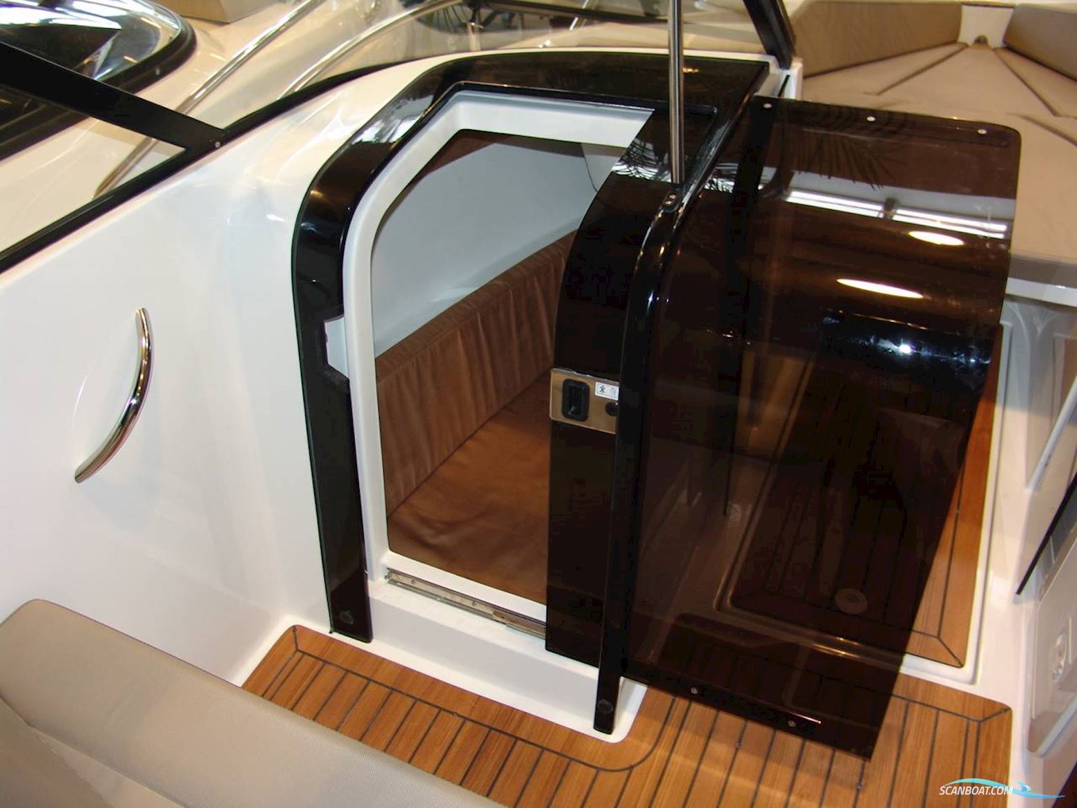 Coaster 600 BR - 100 HK Yamaha/Udstyr