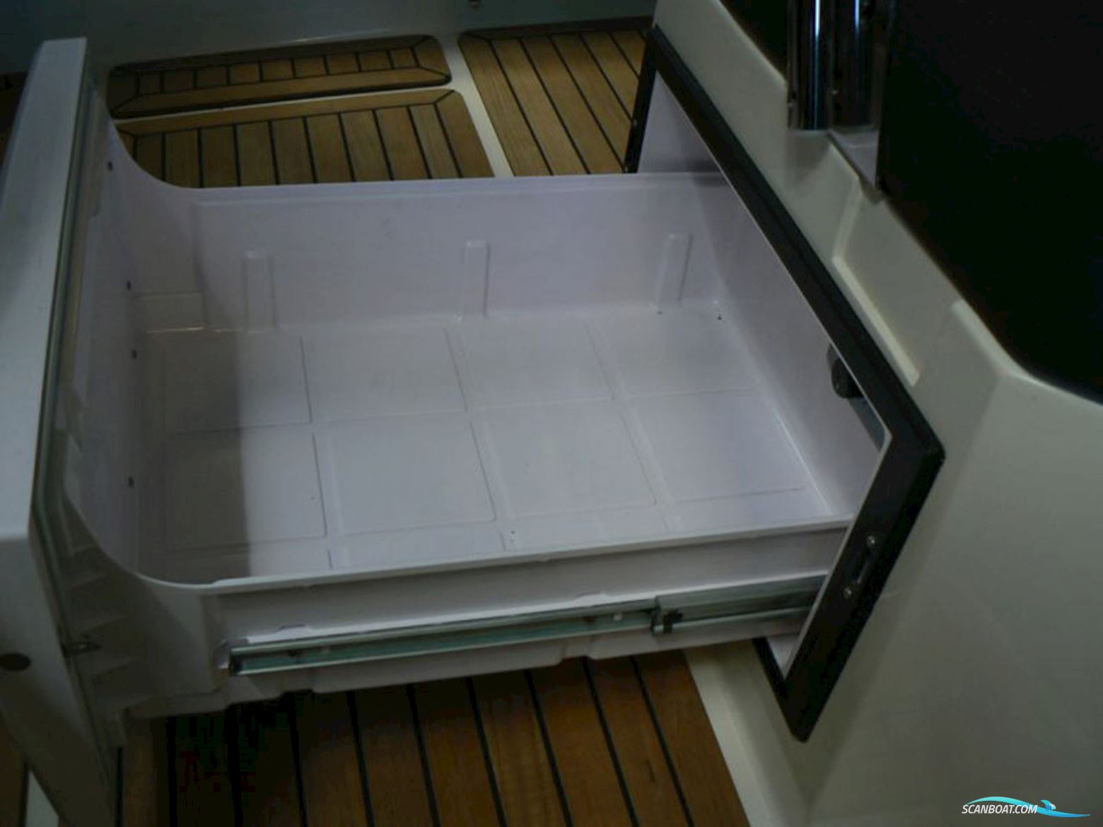 Coaster 600 BR - 100 HK Yamaha/Udstyr