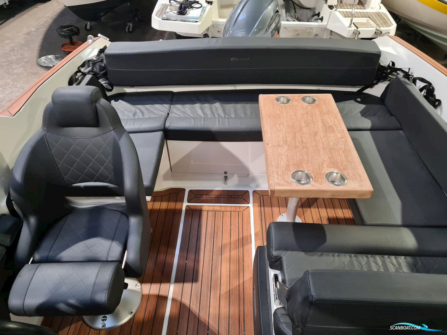 Coaster 600 BR m/100 HK Yamaha og udstyr