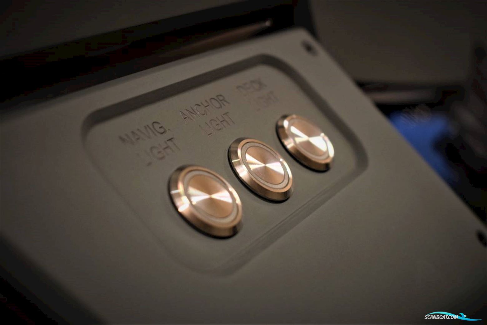 Coaster 600 DC - 100 HK Yamaha/Udstyr