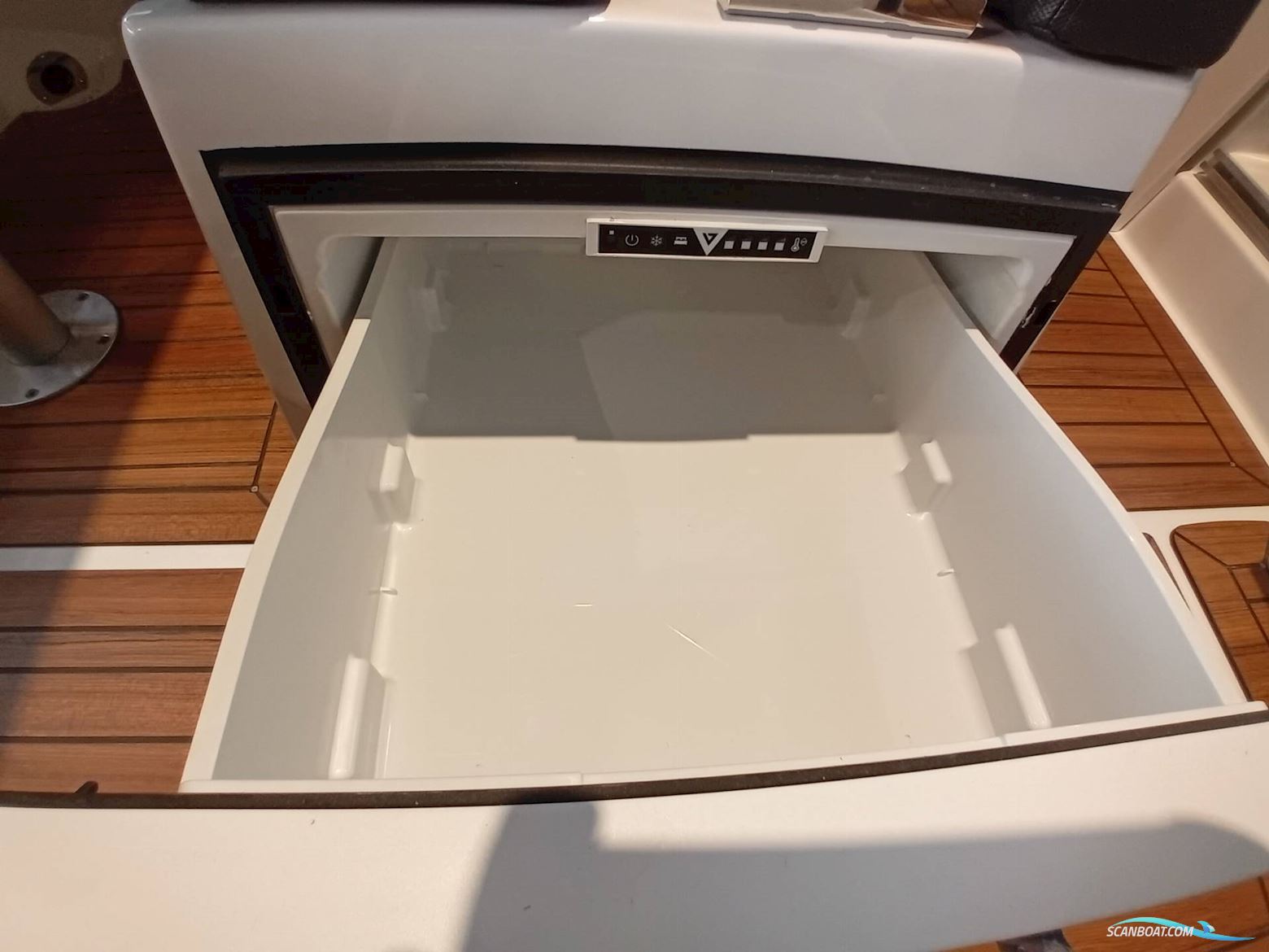 Coaster 600 DC - 100Hk Yamaha