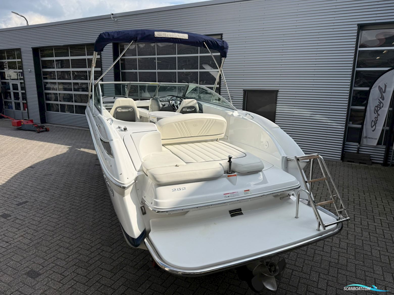 Cobalt 252