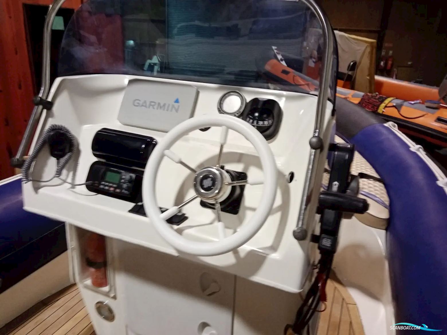 Cobra Nautique 8.0m