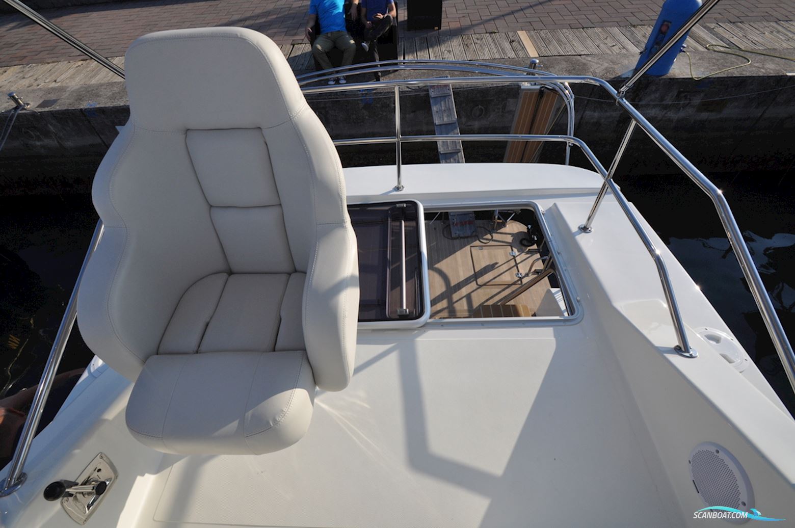 Cobra Yachts Futura 40 Grand Horizon