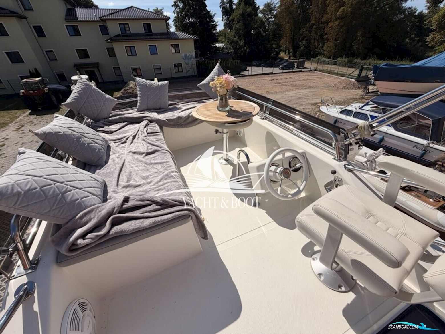 COBRA YACHTS FUTURA 40